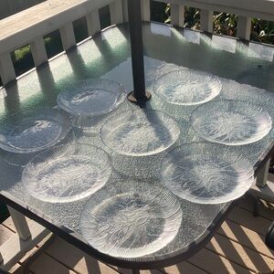 Arcoroc Made in France Canterbury Pressed Crocus Flower Eight Desert Plates 7.5"